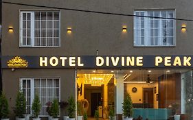Hotel Divine Peak
